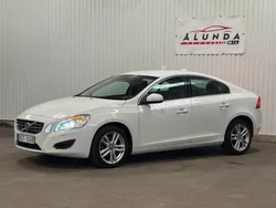 Vit Begagnad 2010 Volvo S60 Summum Sedan | 99 900 kr (Marknadspris)
