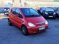Röd Begagnad 2001 Mercedes A160 Elegance Halvkombi | 22 900 kr