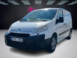 Vit Begagnad 2010 Citroën Jumpy Minibuss | 32 900 kr (Marknadspris)