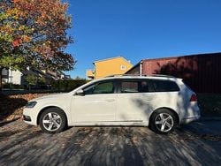 Vit Begagnad 2012 VW Passat Kombi | 68 000 kr (Marknadspris)