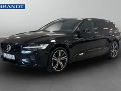 Svart Begagnad 2022 Volvo V60 R-Design Kombi | 429 900 kr (Dyr)