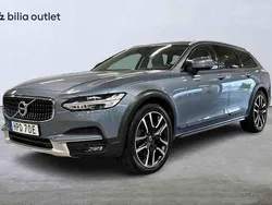 Blå Begagnad 2020 Volvo V90 CC Kombi | 289 900 kr (Dyr)