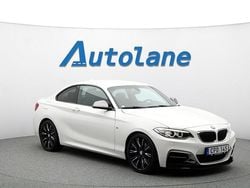 Vit Begagnad 2014 BMW M235 Sport Line Sportkupé | 289 900 kr (Marknadspris)
