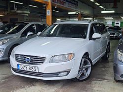 Vit Begagnad 2014 Volvo V70 Summum Kombi | 79 999 kr