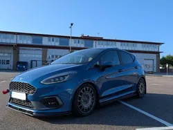 Blå Begagnad 2019 Ford Fiesta ST Halvkombi | 175 000 kr (Lite dyr)