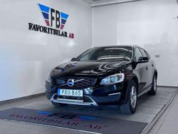 Svart Begagnad 2017 Volvo V60 CC Summum Kombi | 185 000 kr (Bra pris)