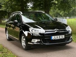 Svart (svart metallic ) Begagnad 2015 Citroën C5 Kombi | 54 900 kr (Marknadspris)