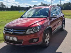 Röd Begagnad 2012 VW Tiguan Sportline SUV | 65 000 kr