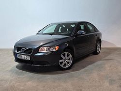 Grå Begagnad 2012 Volvo S40 Kinetic Sedan | 104 900 kr (Dyr)