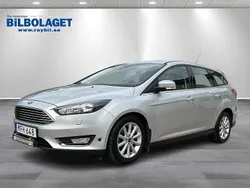 Grå Begagnad 2015 Ford Focus Titanium Kombi | 94 800 kr (Marknadspris)