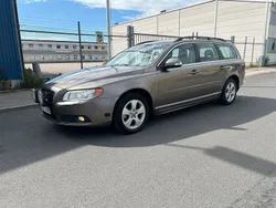 Grå Begagnad 2009 Volvo V70 Momentum Kombi | 69 900 kr (Marknadspris)
