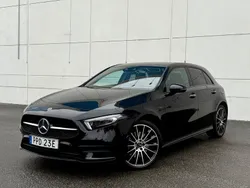 Svart Begagnad 2020 Mercedes A250 AMG Halvkombi | 279 900 kr (Marknadspris)