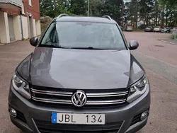 Grå Begagnad 2013 VW Tiguan Sportline SUV | 67 000 kr (Superpris)