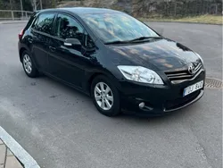 Svart Begagnad 2011 Toyota Auris Plus Halvkombi | 59 000 kr (Bra pris)