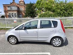Silver Begagnad 2006 Mitsubishi Colt Halvkombi | 20 000 kr (Marknadspris)