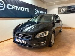 Svart Begagnad 2016 Volvo S60 Summum Sedan | 154 900 kr (Marknadspris)