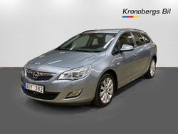 Grå Begagnad 2011 Opel Astra Enjoy Kombi | 79 500 kr (Marknadspris)