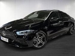 Svart (black) Begagnad 2024 Mercedes CLA200 AMG line Sportkupé | 449 000 kr