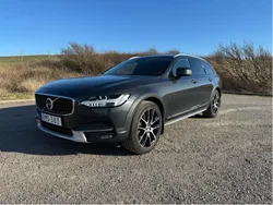 Grå Begagnad 2018 Volvo V90 CC Inscription Kombi | 310 000 kr (Marknadspris)
