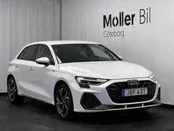 Vit (arkonavit) Begagnad 2025 Audi A3 Sportback S-Line Halvkombi | 345 900 kr (Marknadspris)