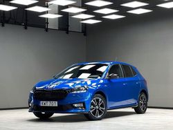 Blå Begagnad 2023 Skoda Fabia Comfort Halvkombi | 239 900 kr (Lite dyr)