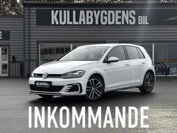 Vit Begagnad 2020 VW Golf VII GTE Halvkombi | 239 000 kr (Marknadspris)