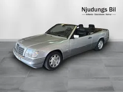 Silver Begagnad 1994 Mercedes E320 Cab | 289 900 kr