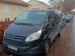 Svart Begagnad 2013 Ford Transit Custom | 38 500 kr (Dyr)