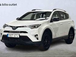 Vit Begagnad 2019 Toyota RAV4 Hybrid SUV | 229 900 kr (Superpris)