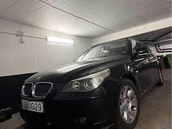 Svart Begagnad 2004 BMW 525 Kombi | 54 000 kr (Lite dyr)