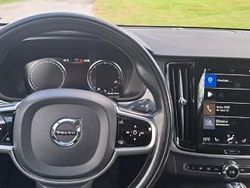 Vit Begagnad 2019 Volvo V90 Momentum Kombi | 149 900 kr (Marknadspris)