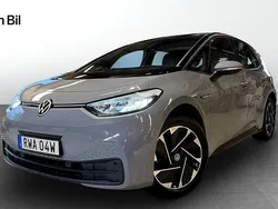 Grå Begagnad 2022 VW ID.3 Pro Performance Halvkombi | 274 900 kr (Marknadspris)