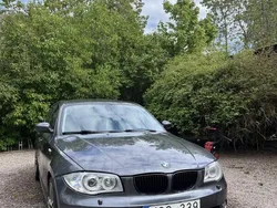 Grå Begagnad 2005 BMW 120 Halvkombi | 30 000 kr (Marknadspris)