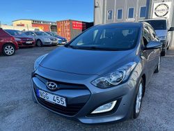 Grå Begagnad 2013 Hyundai i30 Kombi | 74 800 kr (Marknadspris)