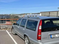 Grå Begagnad 2000 Volvo V70 Kombi | 11 000 kr (Lite dyr)