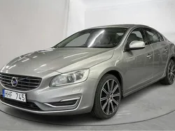 Ljusbrun Begagnad 2014 Volvo S60 Summum Sedan | 95 000 kr