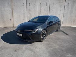 Svart Begagnad 2021 Toyota Corolla Kombi | 214 875 kr (Marknadspris)
