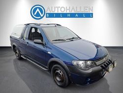 Mörkblå (blå) Begagnad 2009 Fiat Strada Van | 37 996 kr