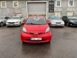 Röd Begagnad 2007 Toyota Aygo Halvkombi | 30 900 kr (Marknadspris)