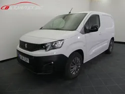 Vit Begagnad 2022 Peugeot E-Partner Minibuss | 368 750 kr (Marknadspris)