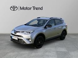 Silver Begagnad 2017 Toyota RAV4 Edition SUV | 248 000 kr