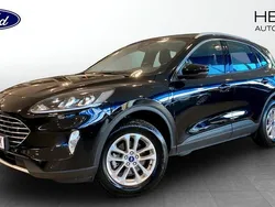 Svart (black) Begagnad 2022 Ford Kuga Titanium SUV | 269 900 kr (Marknadspris)