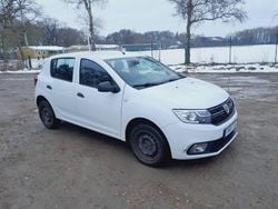 Begagnad 2017 Dacia Sandero Halvkombi | 37 500 kr (Bra pris)