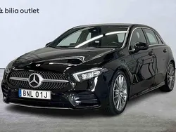 Svart Begagnad 2022 Mercedes A200 Halvkombi | 319 900 kr (Lite dyr)