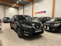 Svart Begagnad 2018 Nissan Qashqai SUV | 104 900 kr (Marknadspris)