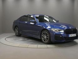 Blå Begagnad 2021 BMW 520 M Sport Sedan | 409 000 kr (Marknadspris)