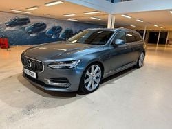 Grå Begagnad 2017 Volvo V90 Inscription Kombi | 258 900 kr (Marknadspris)