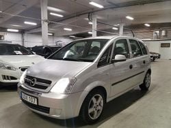 Grå Begagnad 2003 Opel Meriva Minibuss | 24 900 kr (Lite dyr)