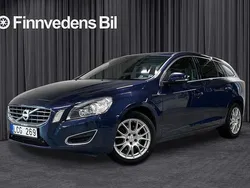 Blå Begagnad 2013 Volvo V60 Momentum Kombi | 149 000 kr (Bra pris)