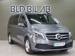 Grå Begagnad 2021 Mercedes V220 Minibuss | 519 900 kr (Dyr)